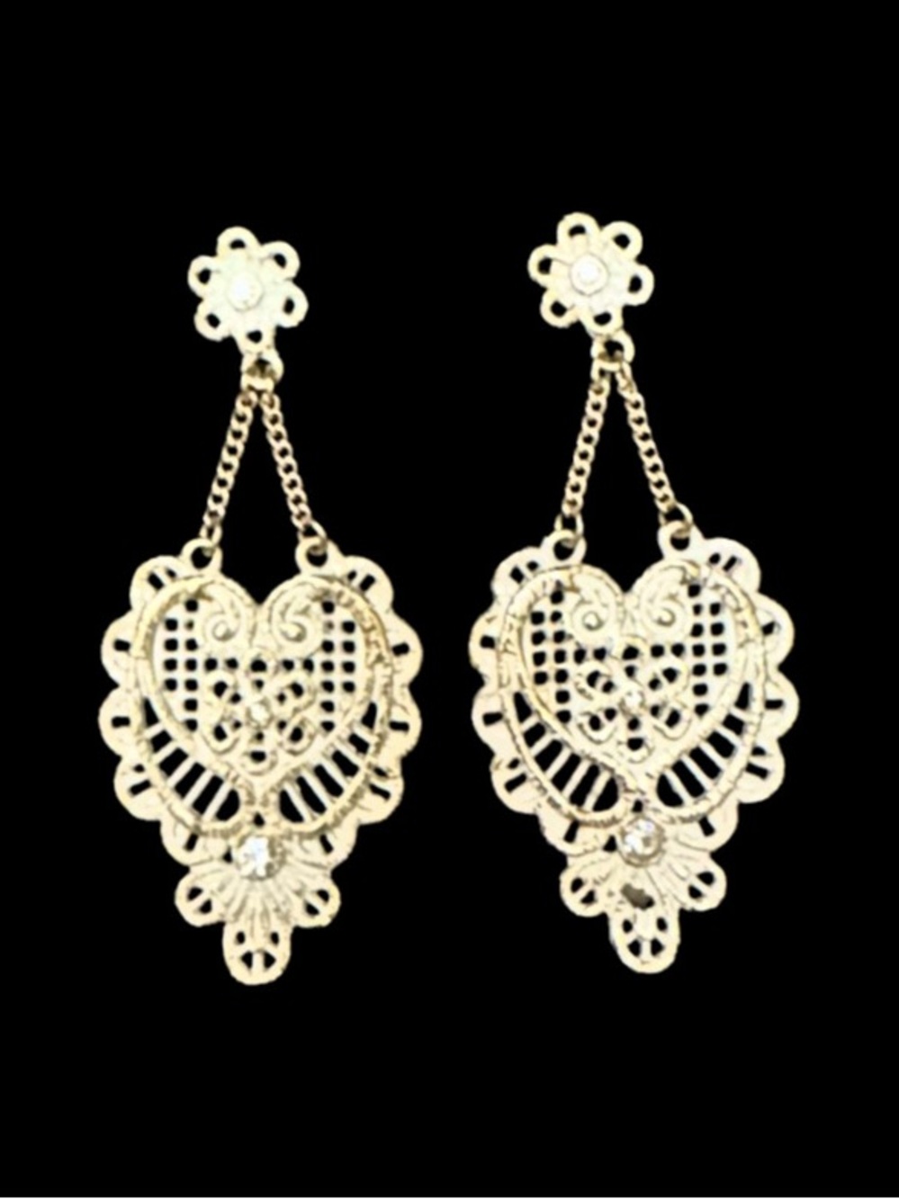 Gold Filigree Heart Dangle Earrings - Elegant Women's Jewelry
